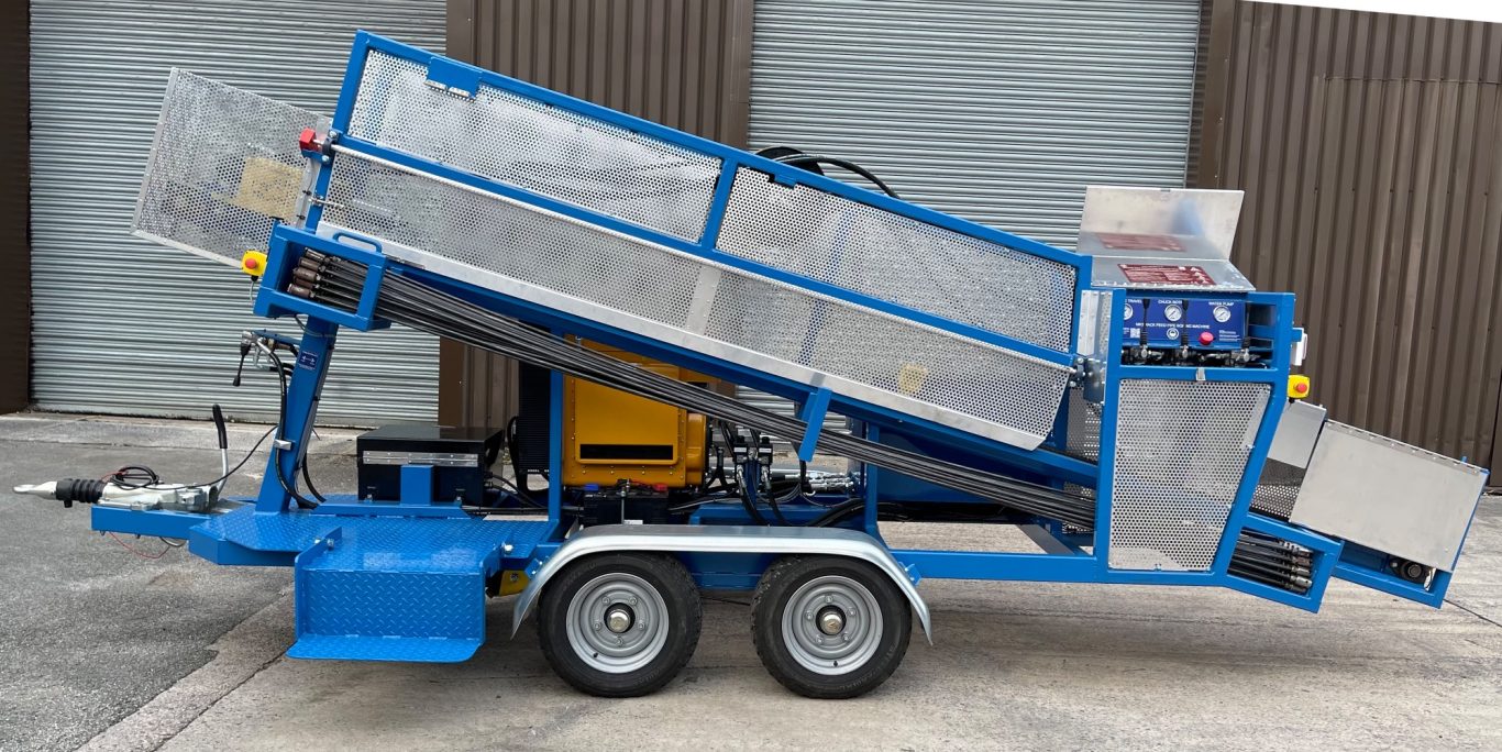 PIPE CLEANING MACHINE